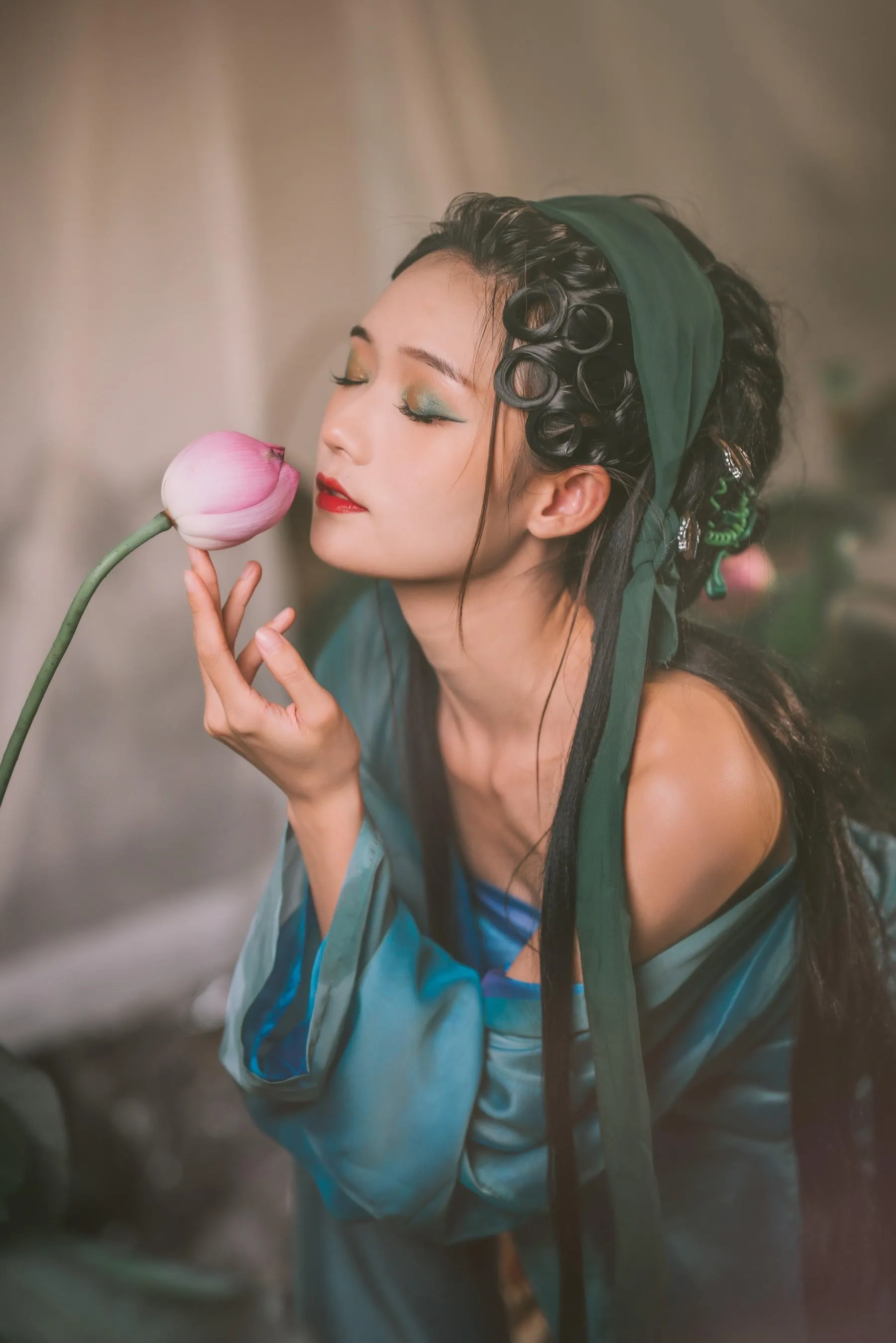 兔子Zzz不吃胡萝卜 – NO.104 贰加六 青蛇白蛇 [32P]插图7